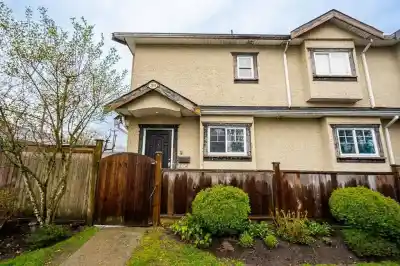 2849 LAKEWOOD DRIVE, Vancouver BC V5N 5P8