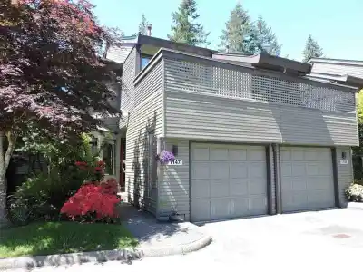 1147 MONTROYAL BOULEVARD, North Vancouver BC V7R 2H8