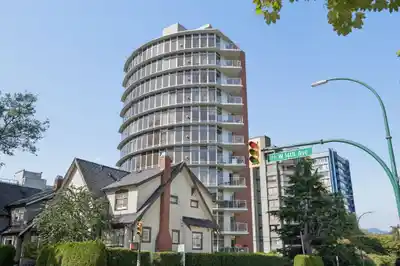 902 2965 FIR STREET, Vancouver BC V6J 5M9