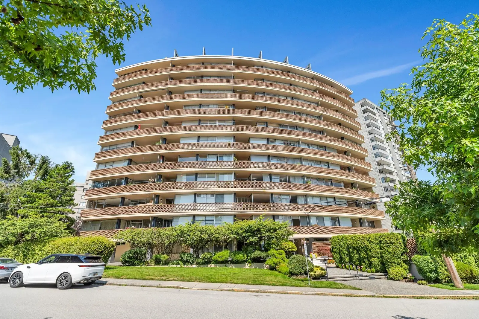 101 2135 ARGYLE AVENUE, West Vancouver BC V7V 1A5