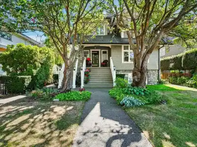 3454 W 3RD AVENUE, Vancouver BC V6R 1L5