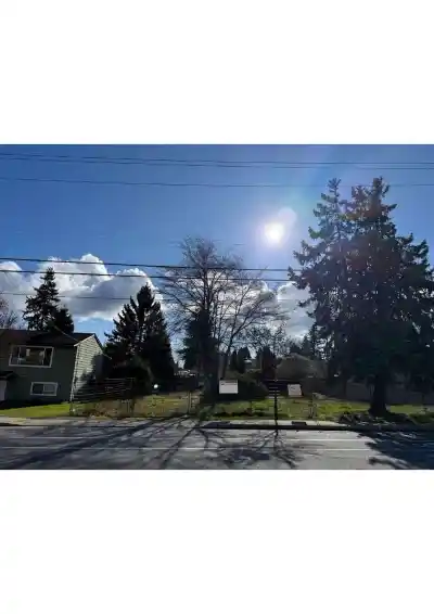 11830 92 AVENUE, Delta BC V4C 3L4