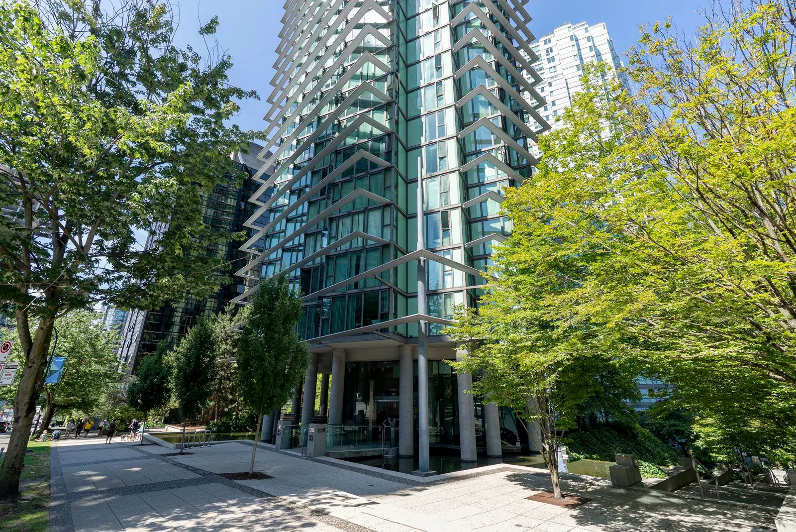 501 1331 W GEORGIA STREET, Vancouver BC V6E 4P1