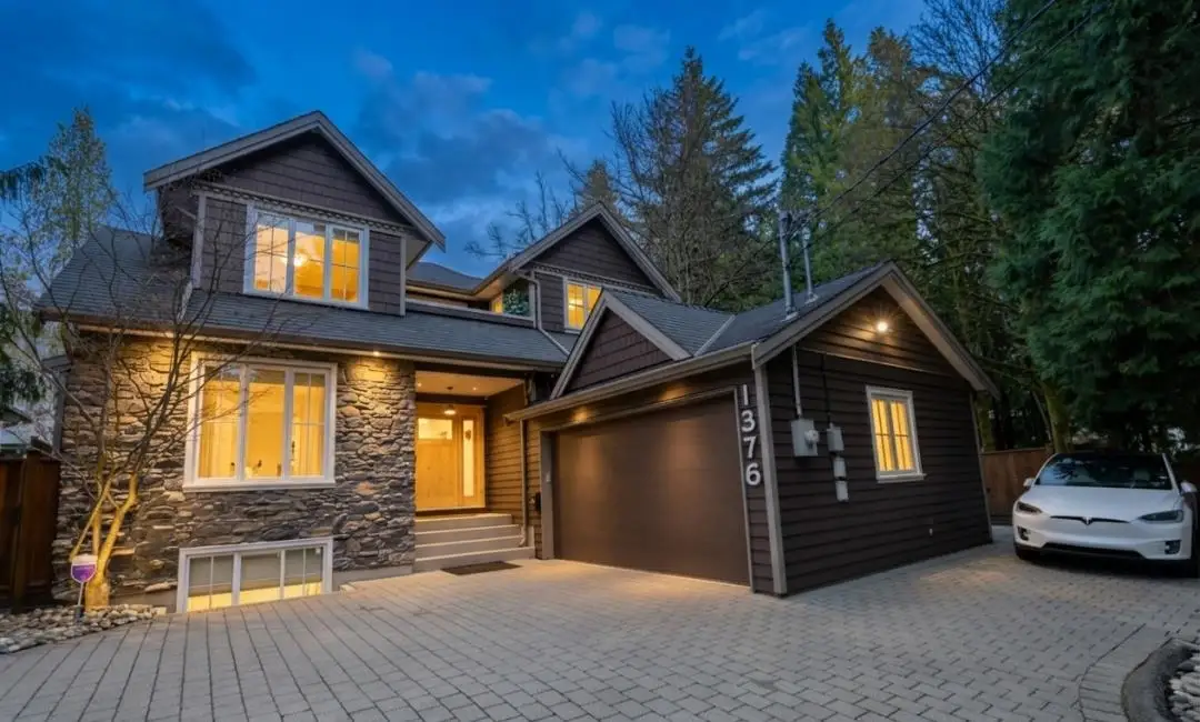 1376 DYCK ROAD, North Vancouver BC V7K 1S2