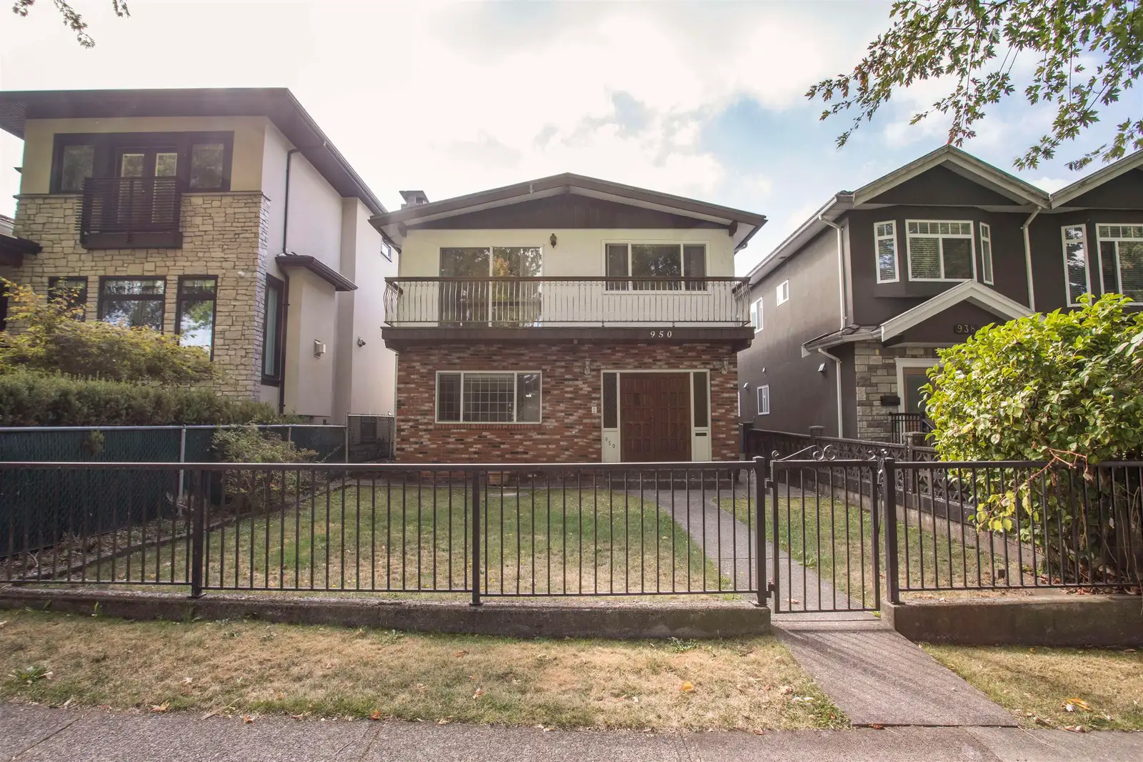 950 E 38TH AVENUE, Vancouver BC V5W 1J3