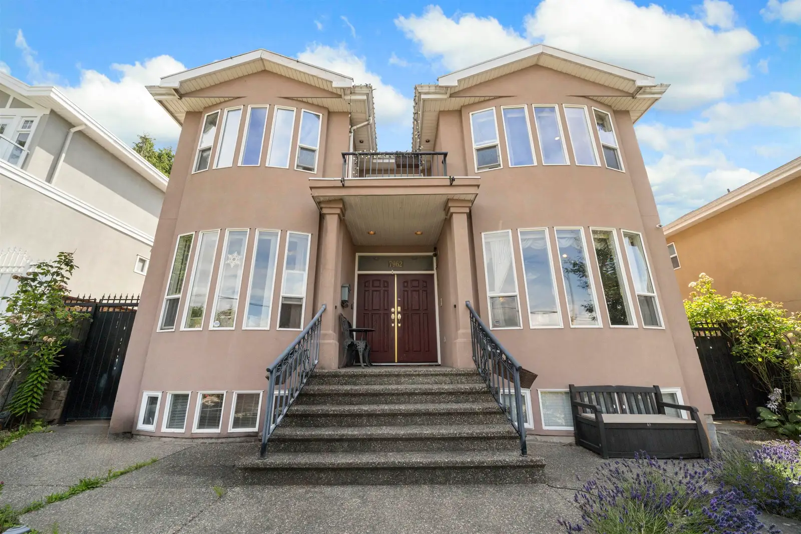 7962 VICTORIA DRIVE, Vancouver BC V5P 4A5