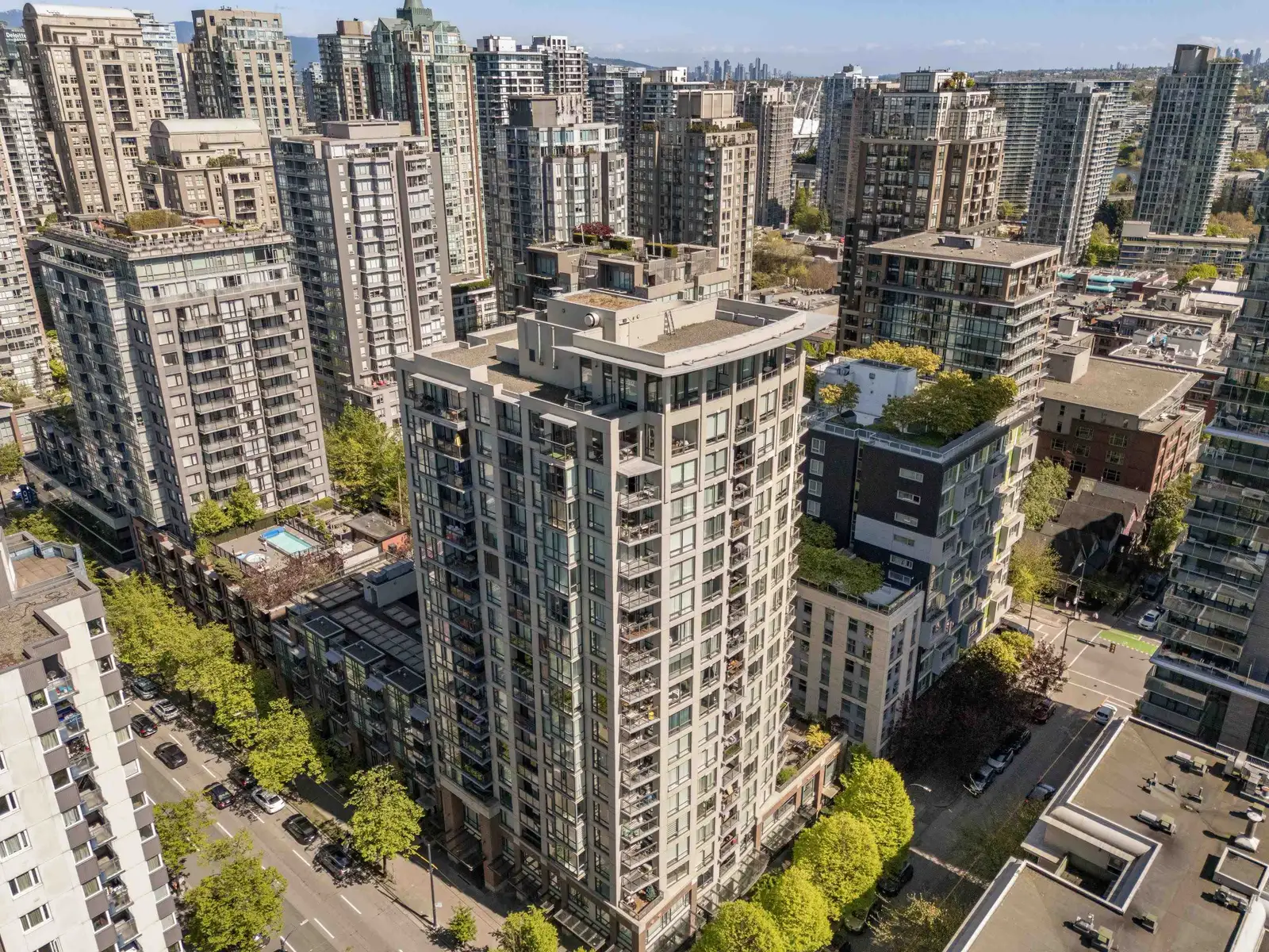 PH10 1082 SEYMOUR STREET, Vancouver BC V6B 1X9