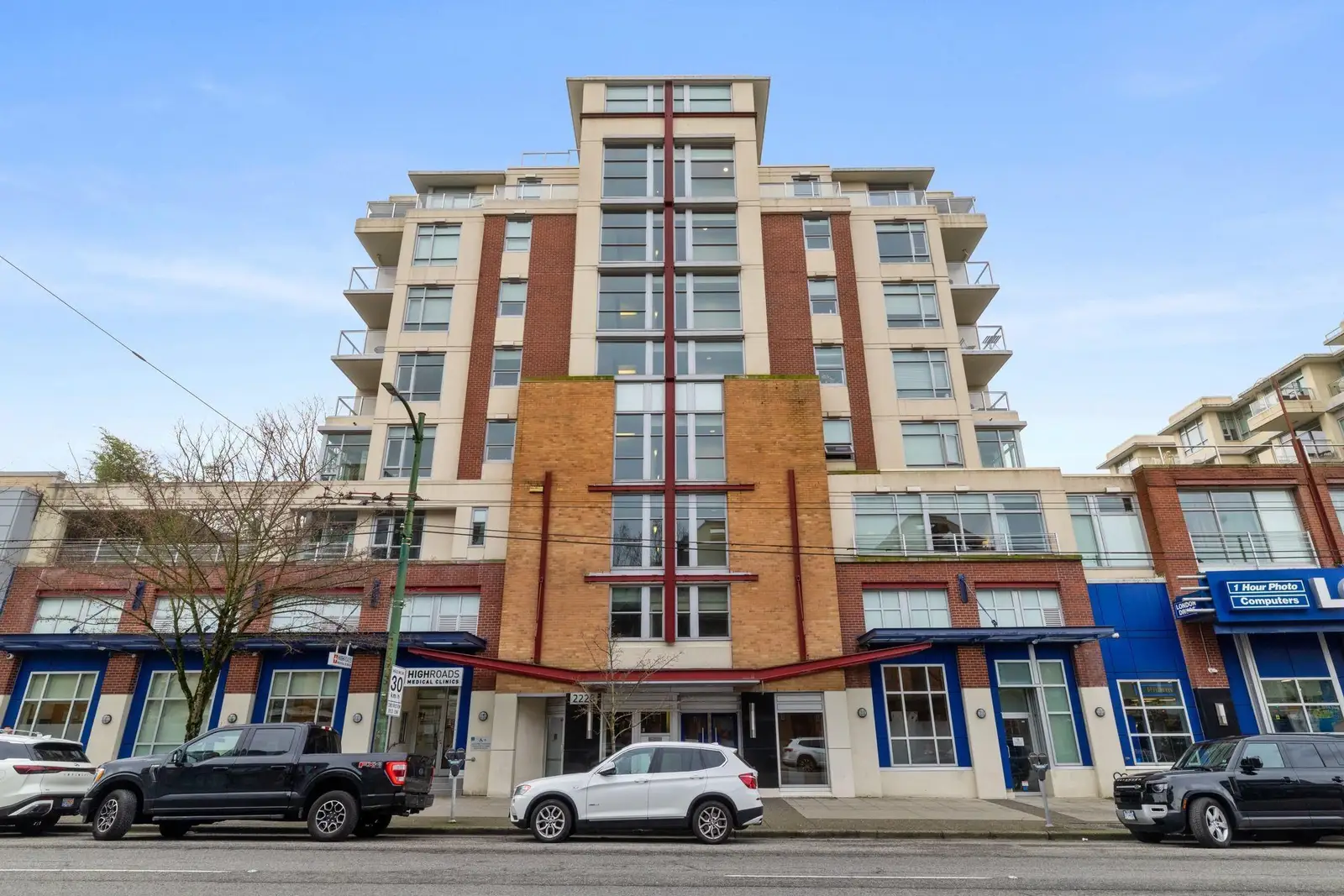 608 2228 W BROADWAY, Vancouver BC V6K 0B1