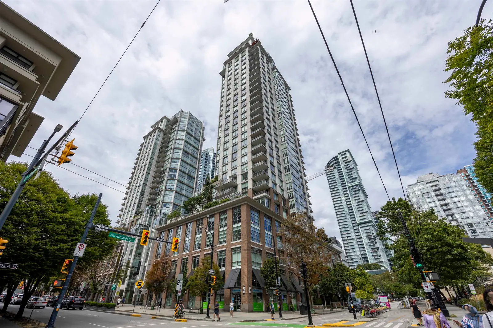 1101 535 SMITHE STREET, Vancouver BC V6B 0H2