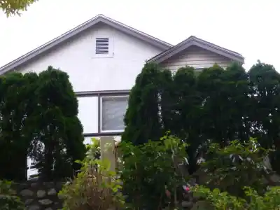2707 E BROADWAY, Vancouver BC V5M 1Y7