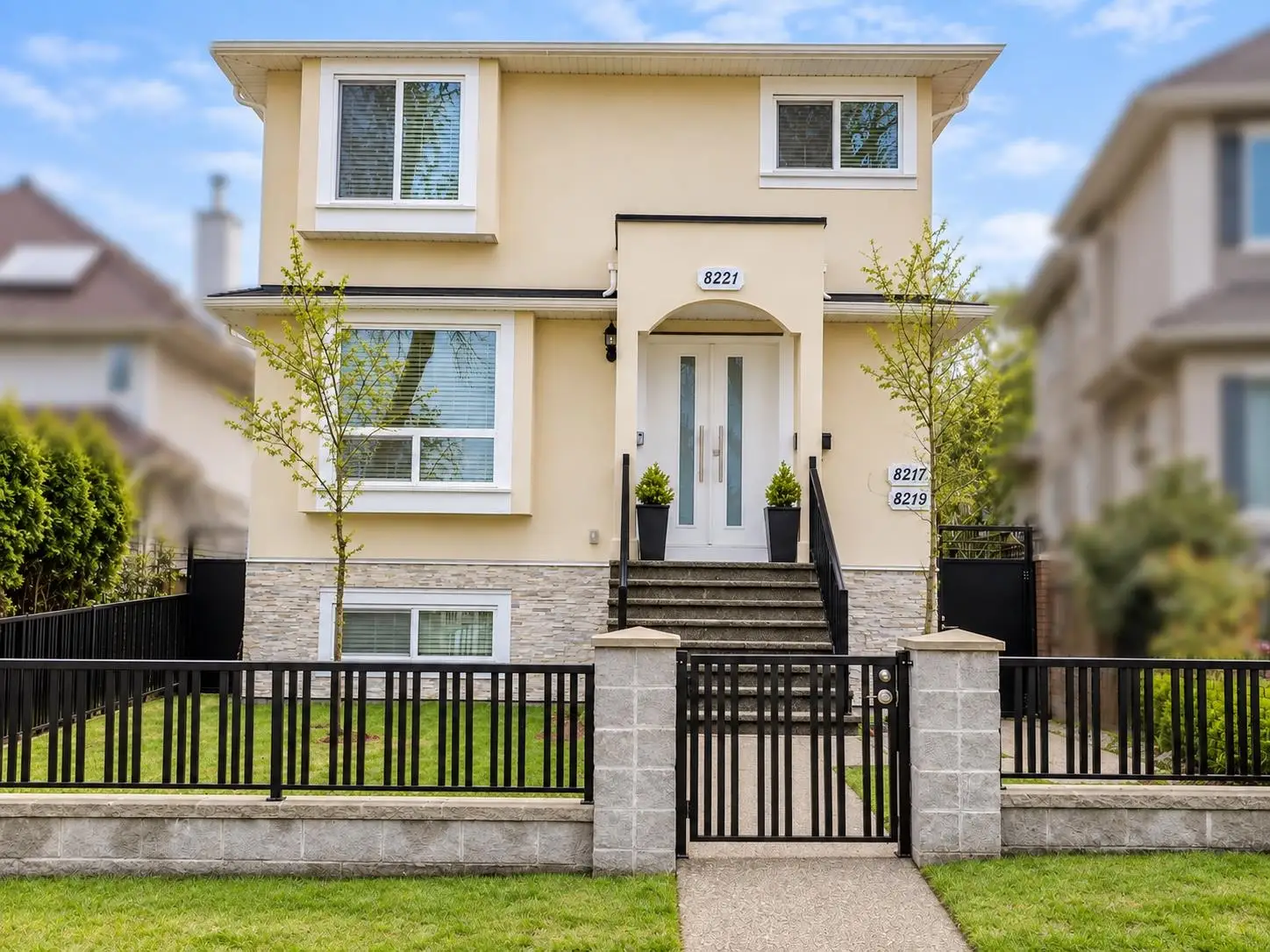 8221 FREMLIN STREET, Vancouver BC V6P 3W9