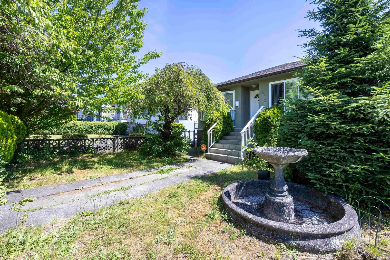 7692 OSLER STREET, Vancouver BC V6P 4C7