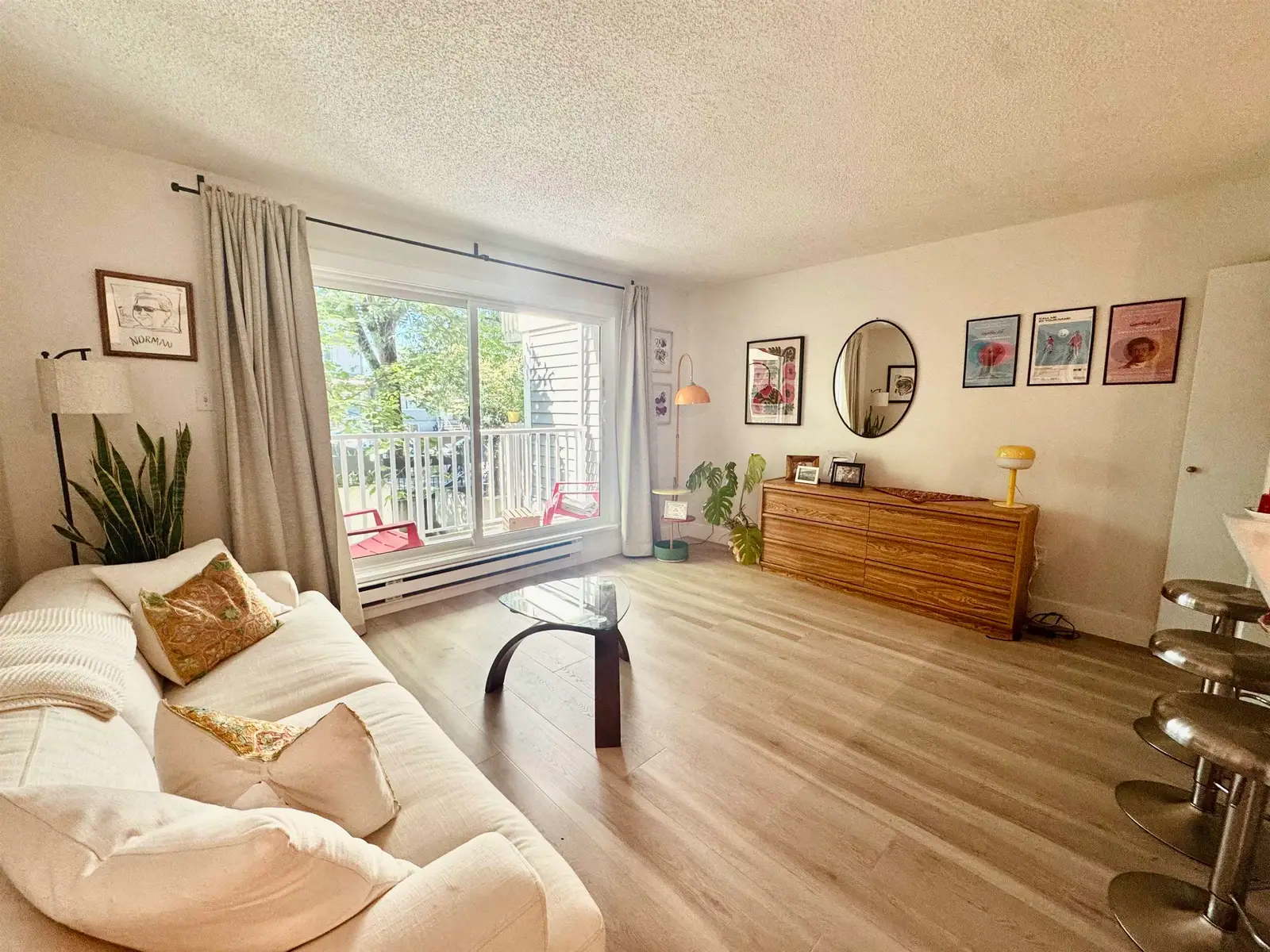 101 1545 E 2ND AVENUE, Vancouver BC V5N 1C8