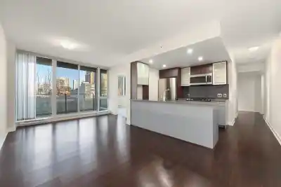 302 7080 NO. 3 ROAD, Richmond BC V6Y 0B5