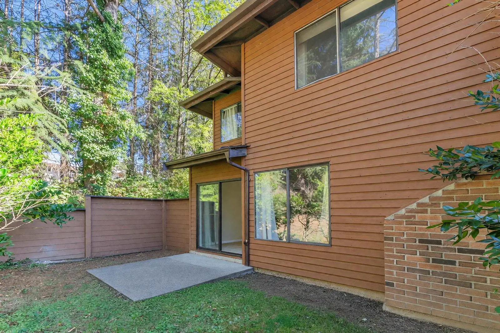 518 10620 150 STREET, Surrey BC V3R 7R9