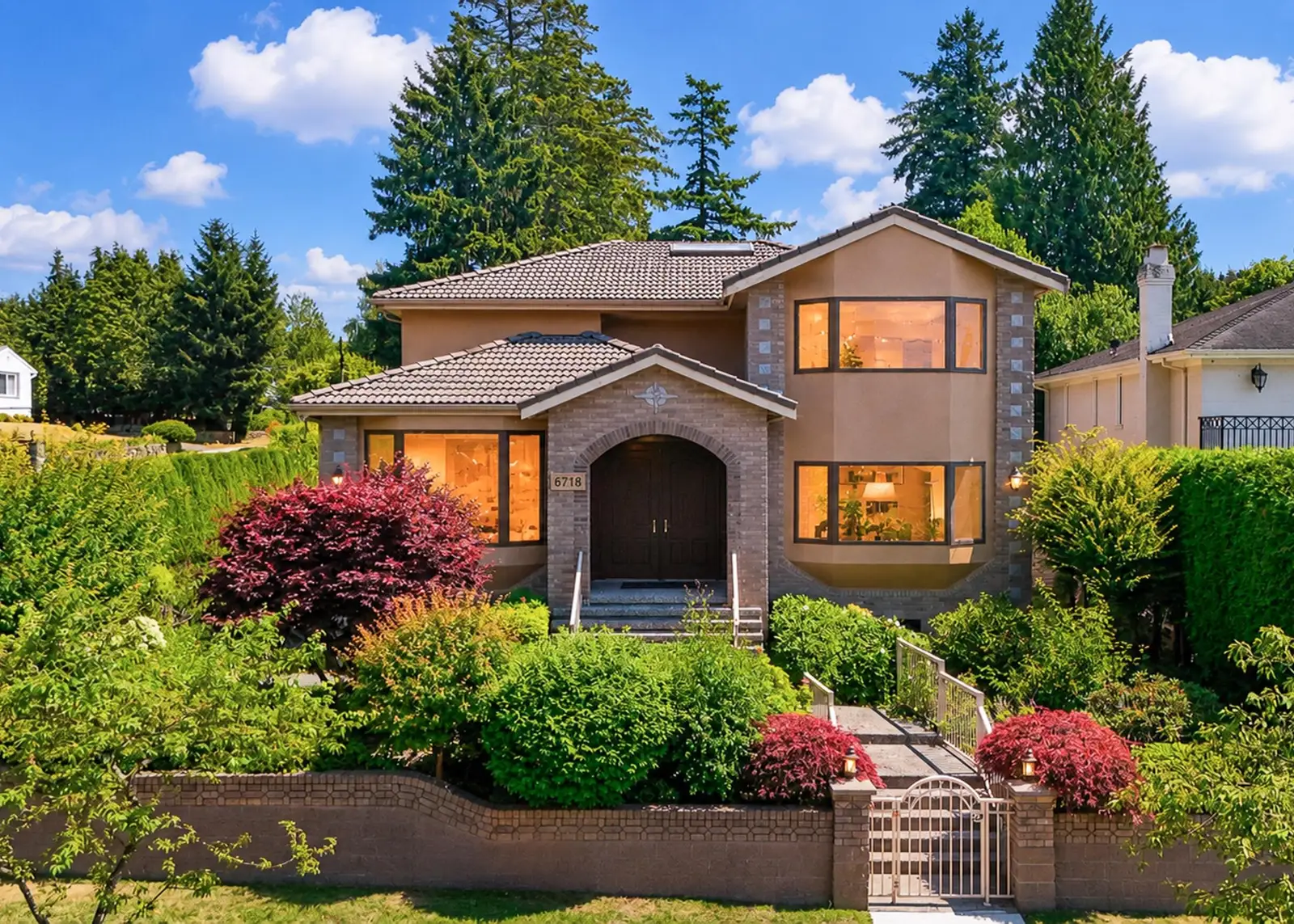 6718 ARBUTUS STREET, Vancouver BC V6P 5S7