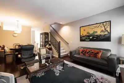 28 3711 ROBSON COURT, Richmond BC V7C 5T8
