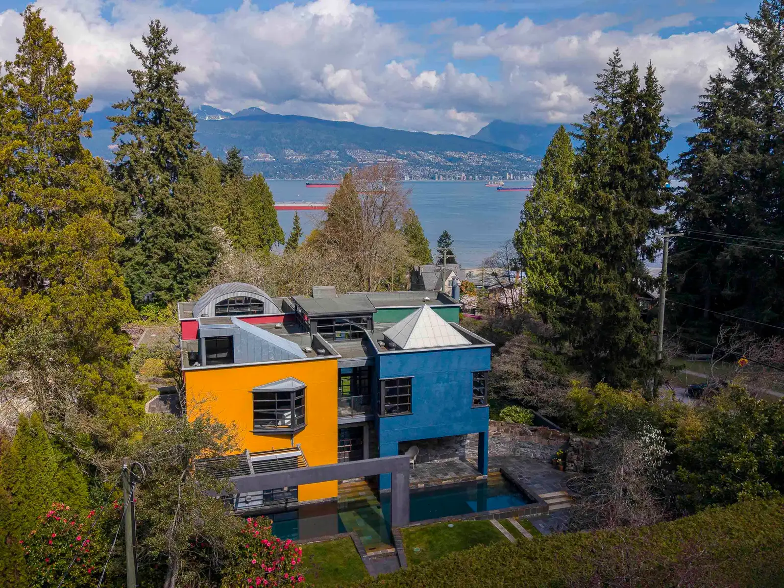 1775 BLANCA STREET, Vancouver BC V6R 4E4