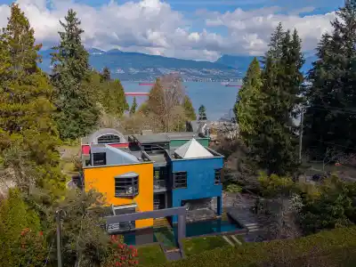 1775 BLANCA STREET, Vancouver BC V6R 4E4