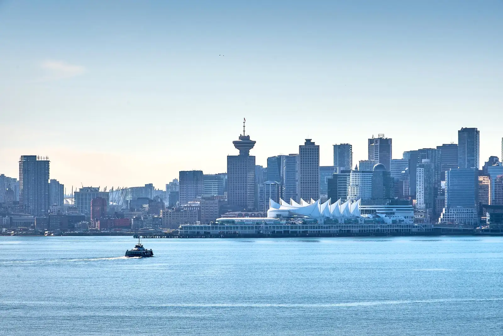 807 755 HARBOURSIDE DRIVE, North Vancouver BC V7P 0G1