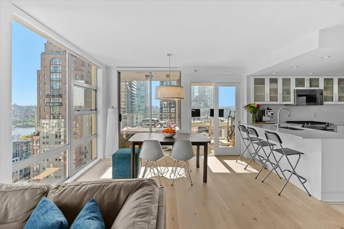 2303 1225 RICHARDS STREET, Vancouver BC V6B 1E6