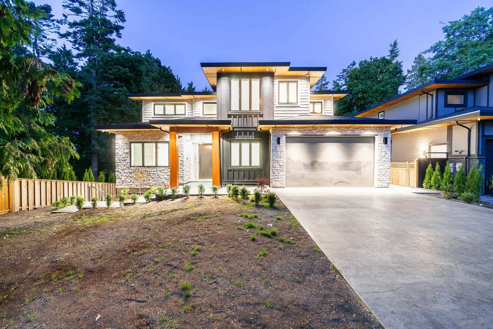 882 ENGLISH BLUFF ROAD, Delta BC V4M 2N5