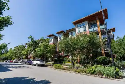 111 3133 RIVERWALK AVENUE, Vancouver BC V5S 0A7