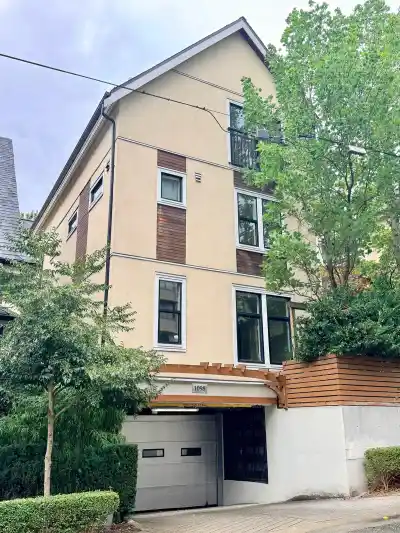 1080 NICOLA STREET, Vancouver BC V6G 2E2