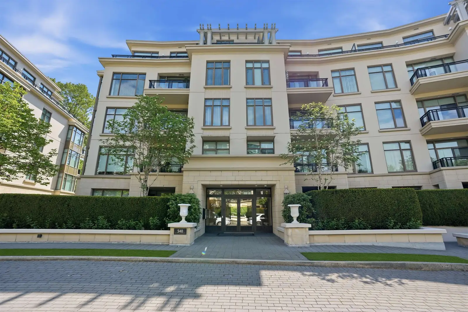 203 540 WATERS EDGE CRESCENT, West Vancouver BC V7T 0A2