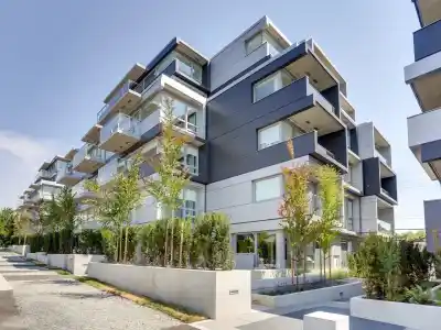 602 8030 OAK STREET, Vancouver BC V6P 0M9