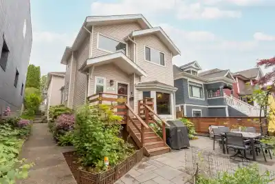 1678 E 13TH AVENUE, Vancouver BC V5N 2B8