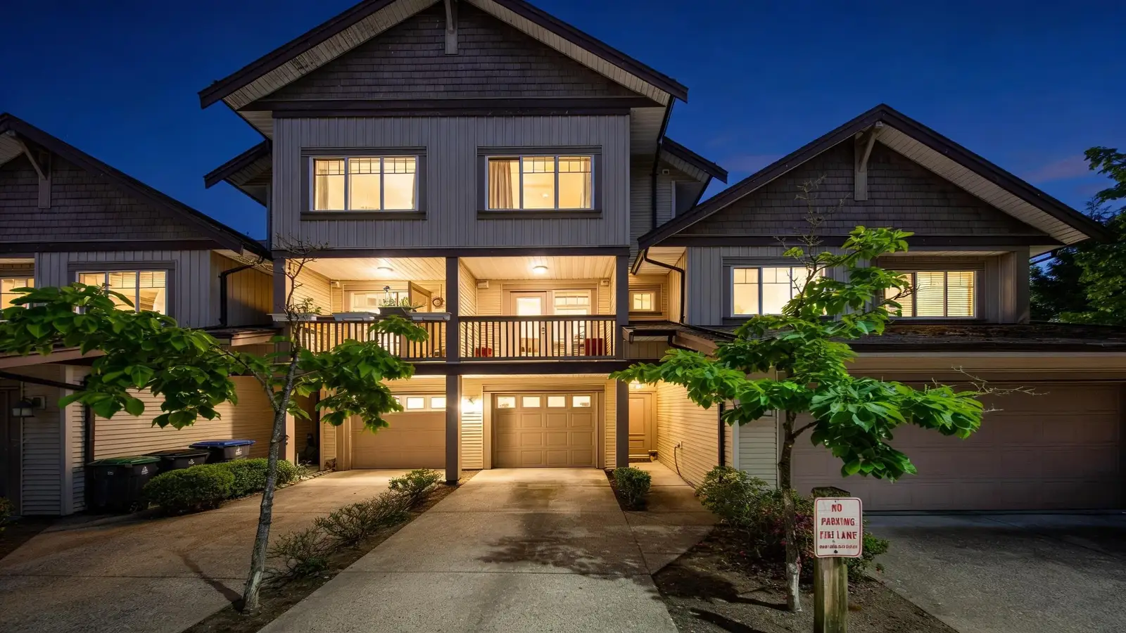 22 6238 192 STREET, Surrey BC V3S 0S2