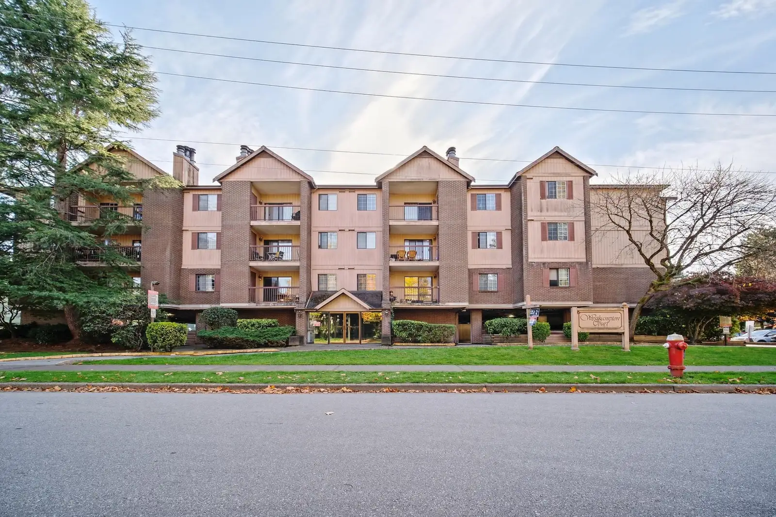 339 8500 ACKROYD ROAD, Richmond BC V6X 3H8
