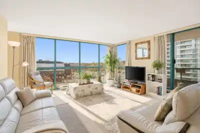804 8831 LANSDOWNE ROAD, Richmond BC V6X 3T5