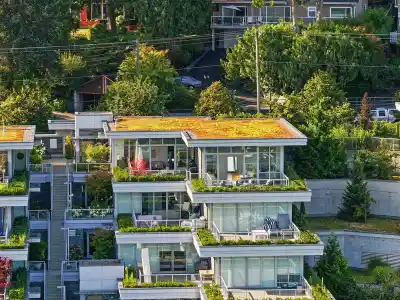 702 876 KEITH ROAD, West Vancouver BC V7T 1M3