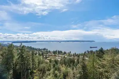 1402 3355 CYPRESS PLACE, West Vancouver BC V7S 3J9