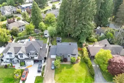 1075 RUTHINA AVENUE, North Vancouver BC V7R 2E7