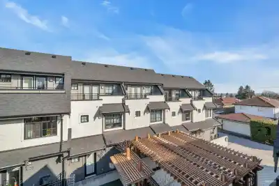 7901 OAK STREET, Vancouver BC V6P 4A6