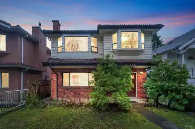 3334 ARCHIMEDES STREET, Vancouver BC V5R 4W3