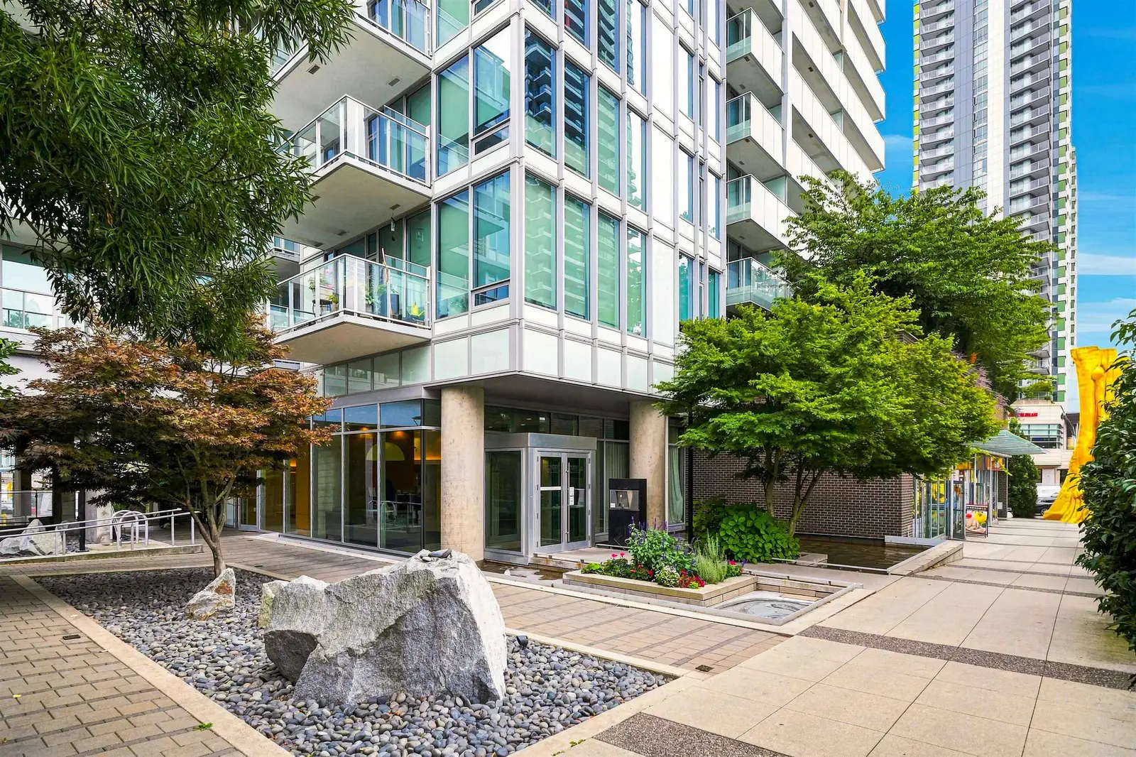 2409 8131 NUNAVUT LANE, Vancouver BC V5X 0E2