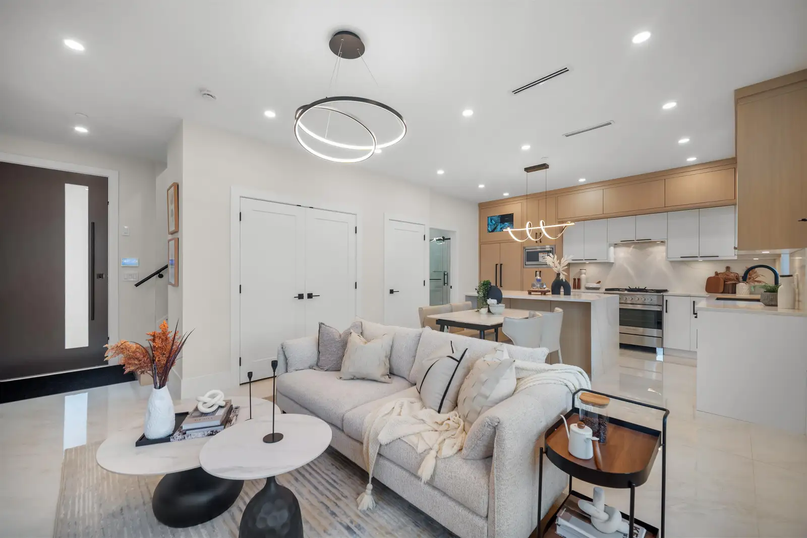 1554 W 66TH AVENUE, Vancouver BC V6P 2R9