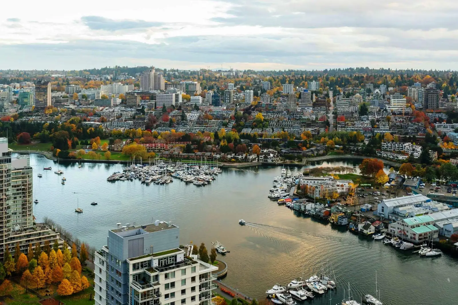 4906 1480 HOWE STREET, Vancouver BC V6Z 0G5