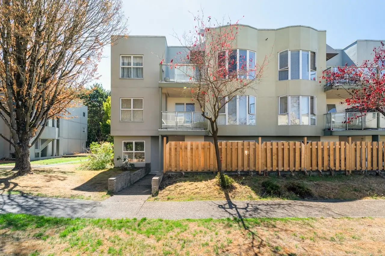 119 7800 ST. ALBANS ROAD, Richmond BC V6Y 3Y5