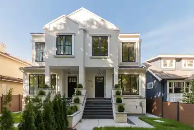 3579 W 19TH AVENUE, Vancouver BC V6S 1C3