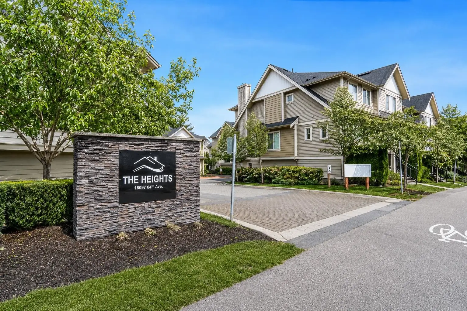 15 19097 64 AVENUE, Surrey BC V3S 6X5
