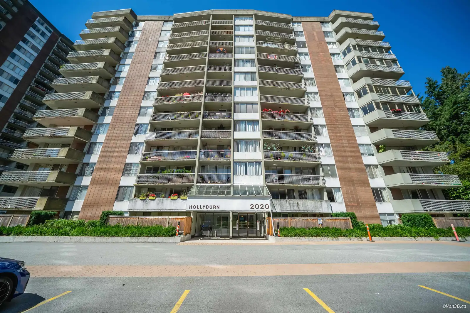 207 2020 FULLERTON AVENUE, North Vancouver BC V7P 3G3