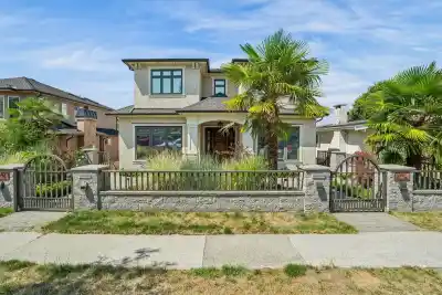 5807 CREE STREET, Vancouver BC V5W 2V8