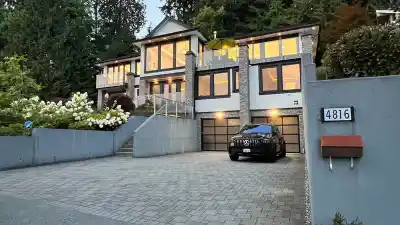 4816 SKYLINE DRIVE, North Vancouver BC V7R 3J3