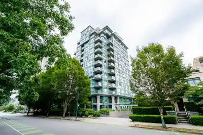 1010 1889 ALBERNI STREET, Vancouver BC V6G 3G7