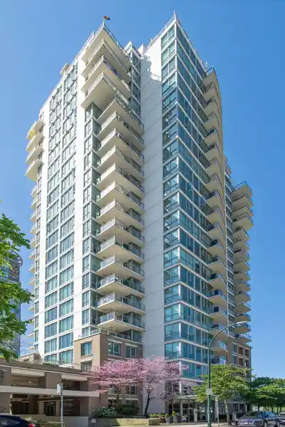 506 120 MILROSS AVENUE, Vancouver BC V6A 4K7